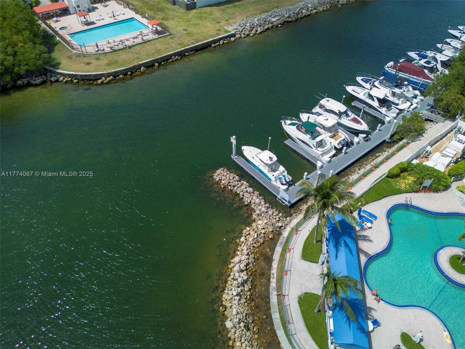 Small Image of 3530 MYSTIC POINTE DR #2207, Aventura Number 6