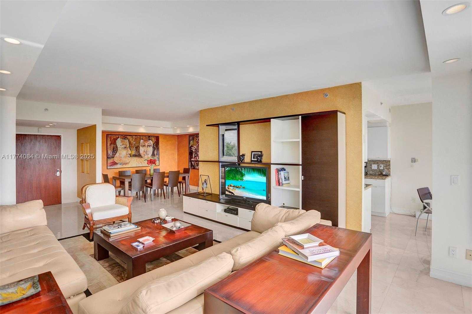 Small Image of 2000 ISLAND BLVD #503, Aventura Number 5