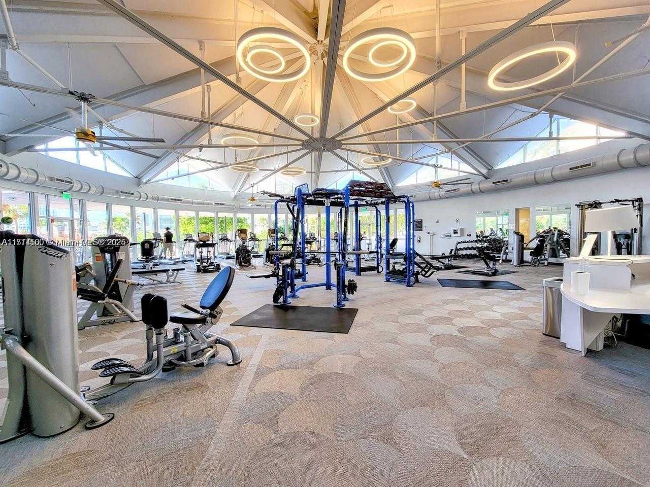 Small Image of 2500 PARKVIEW DR #1111, Hallandale Beach Number 11