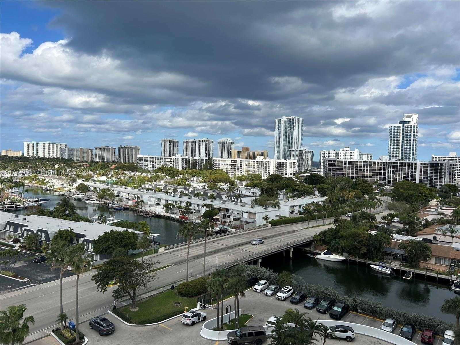 Small Image of 2500 PARKVIEW DR #1111, Hallandale Beach Number 12