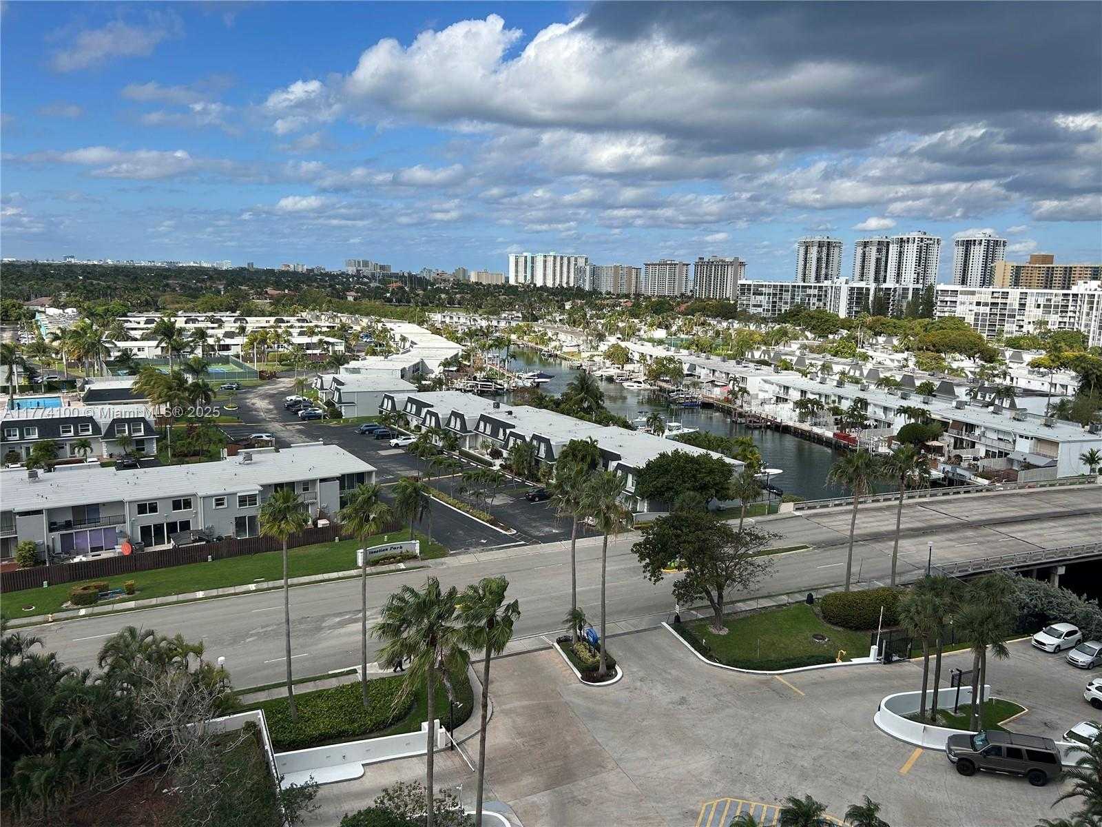 Small Image of 2500 PARKVIEW DR #1111, Hallandale Beach Number 16