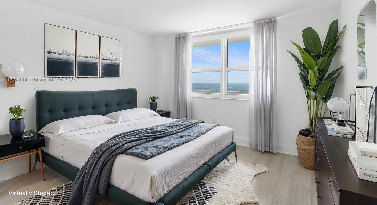 Small Image of 1155 BRICKELL BAY DR #3105, Miami Number 14