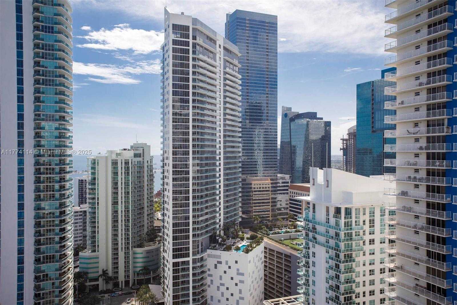 Small Image of 1155 BRICKELL BAY DR #3105, Miami Number 21