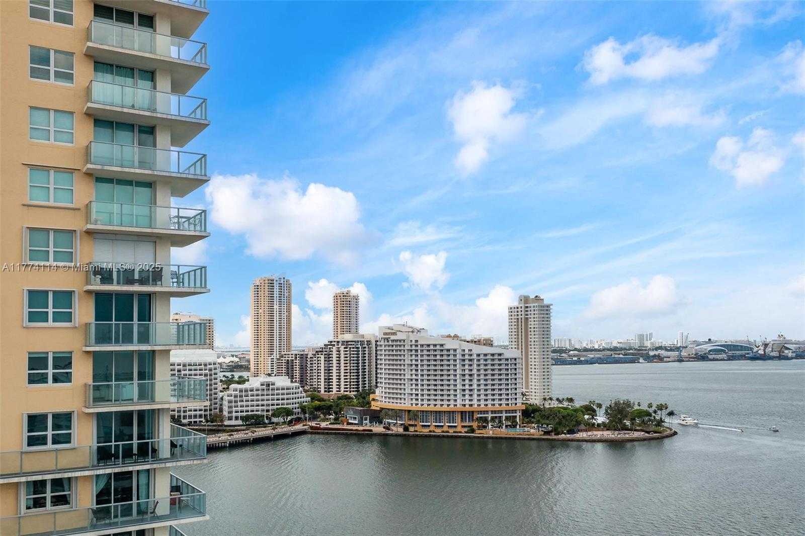 Small Image of 1155 BRICKELL BAY DR #3105, Miami Number 30