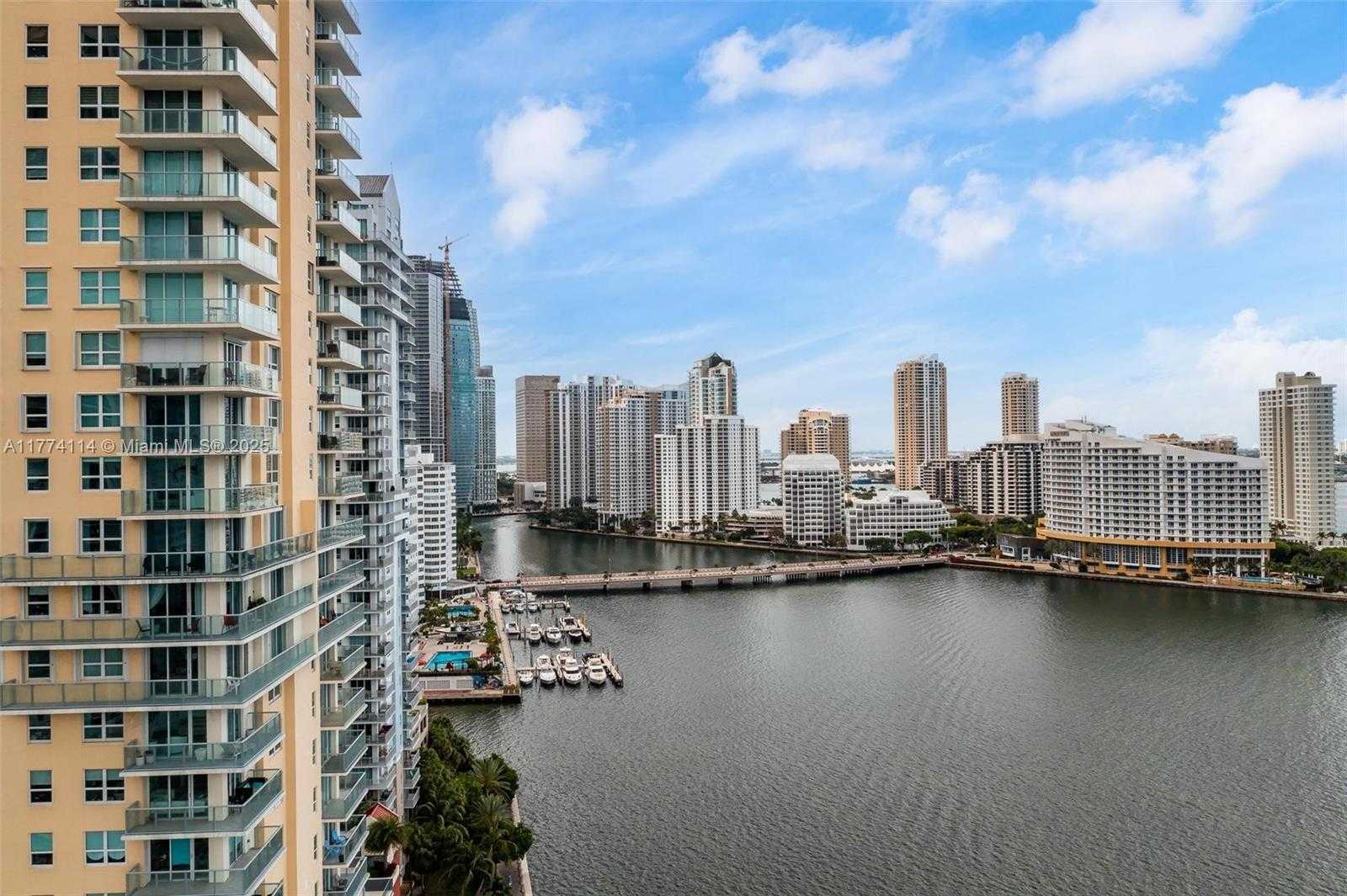 Small Image of 1155 BRICKELL BAY DR #3105, Miami Number 39