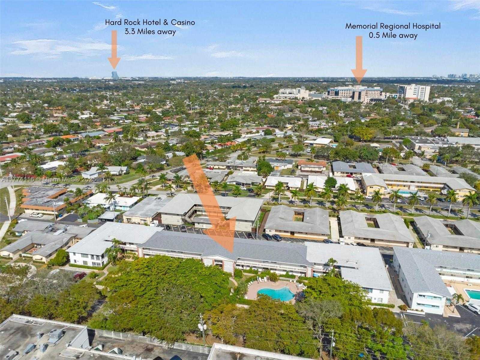 Small Image of 3701 TYLER ST #104, Hollywood Number 21