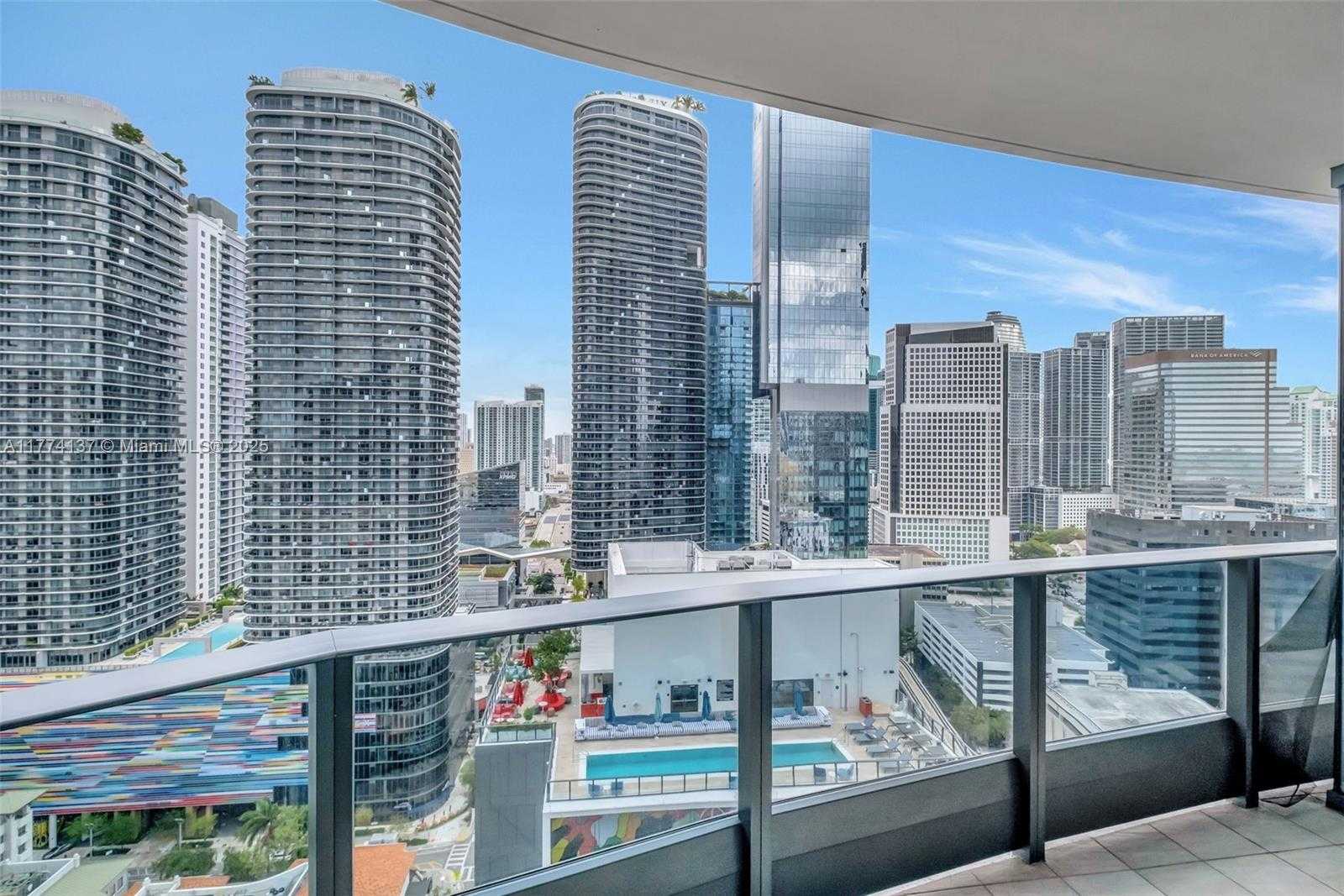 Small Image of 1000 BRICKELL PLZ #2812, Miami Number 13
