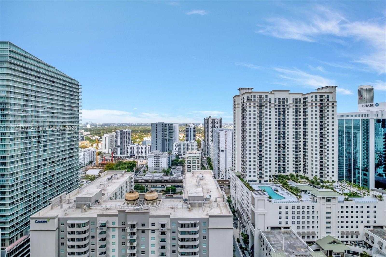 Small Image of 1000 BRICKELL PLZ #2812, Miami Number 32