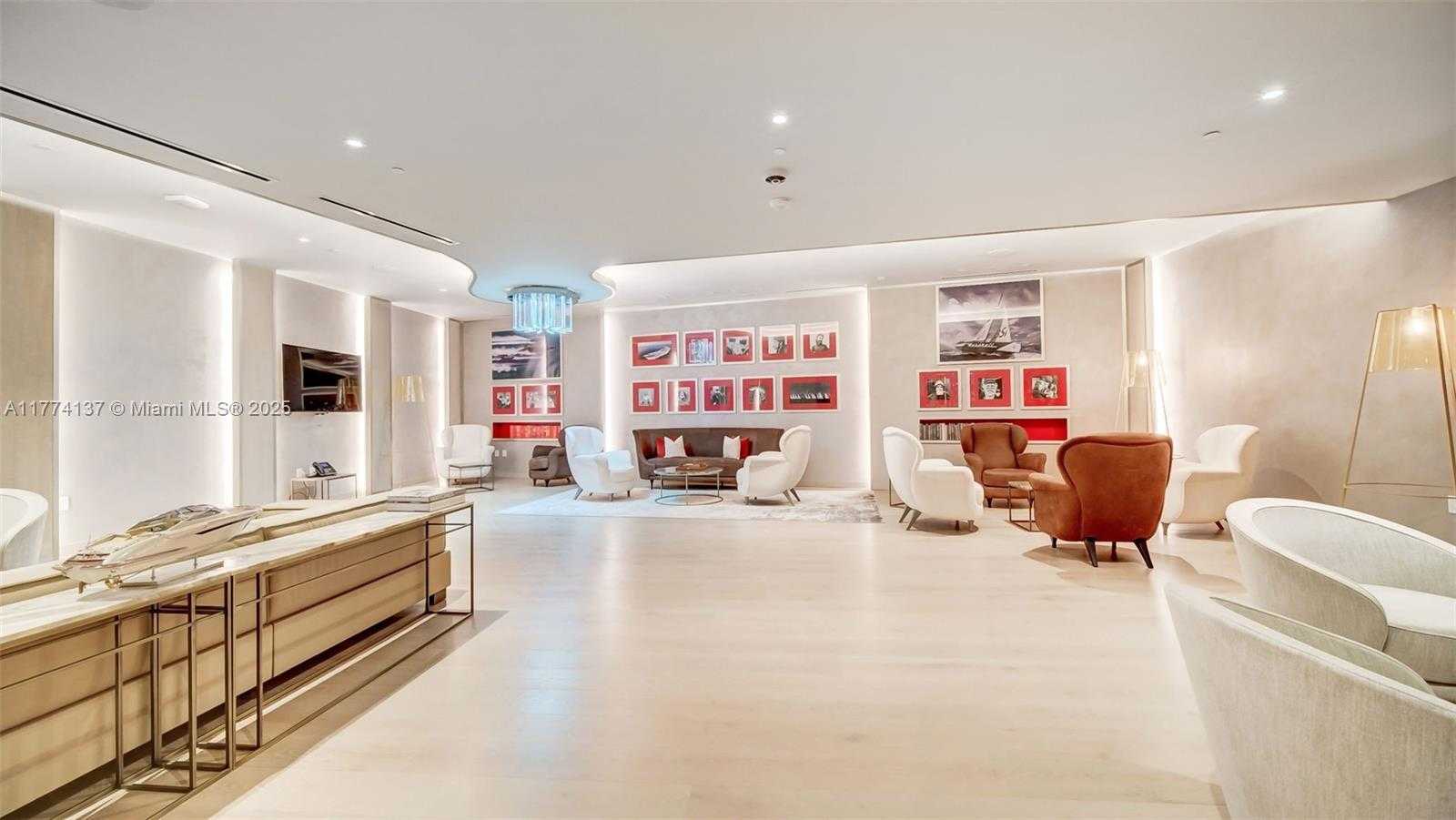 Small Image of 1000 BRICKELL PLZ #2812, Miami Number 41