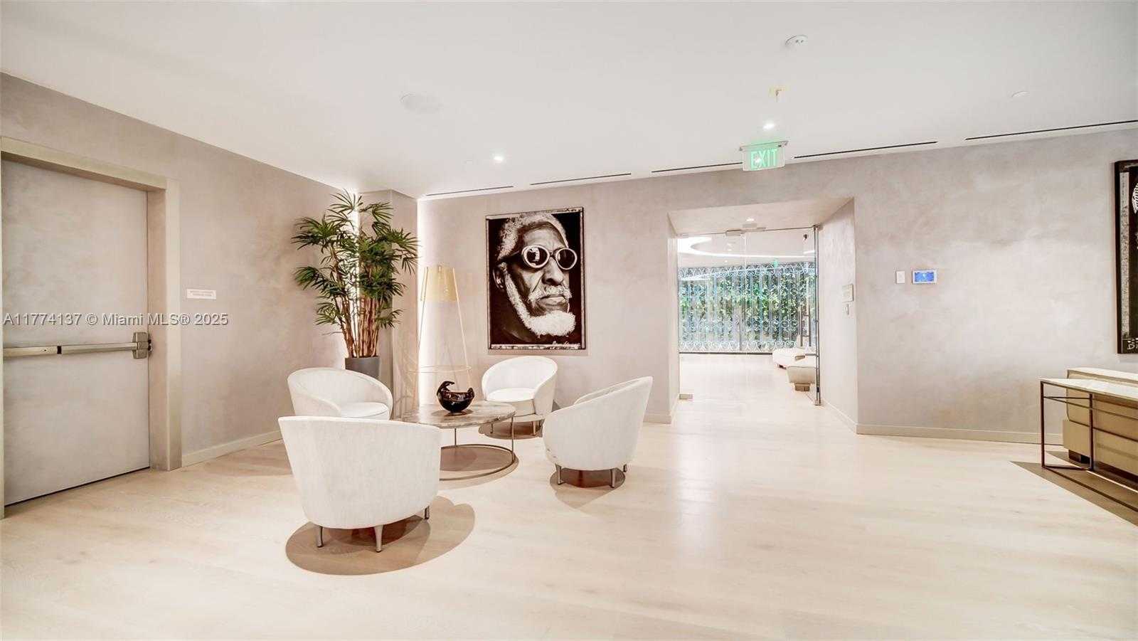 Small Image of 1000 BRICKELL PLZ #2812, Miami Number 43