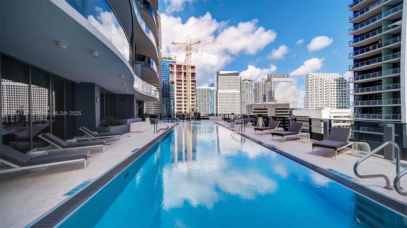 Small Image of 1000 BRICKELL PLZ #2812, Miami Number 50