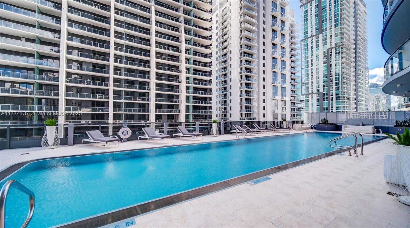 Small Image of 1000 BRICKELL PLZ #2812, Miami Number 51