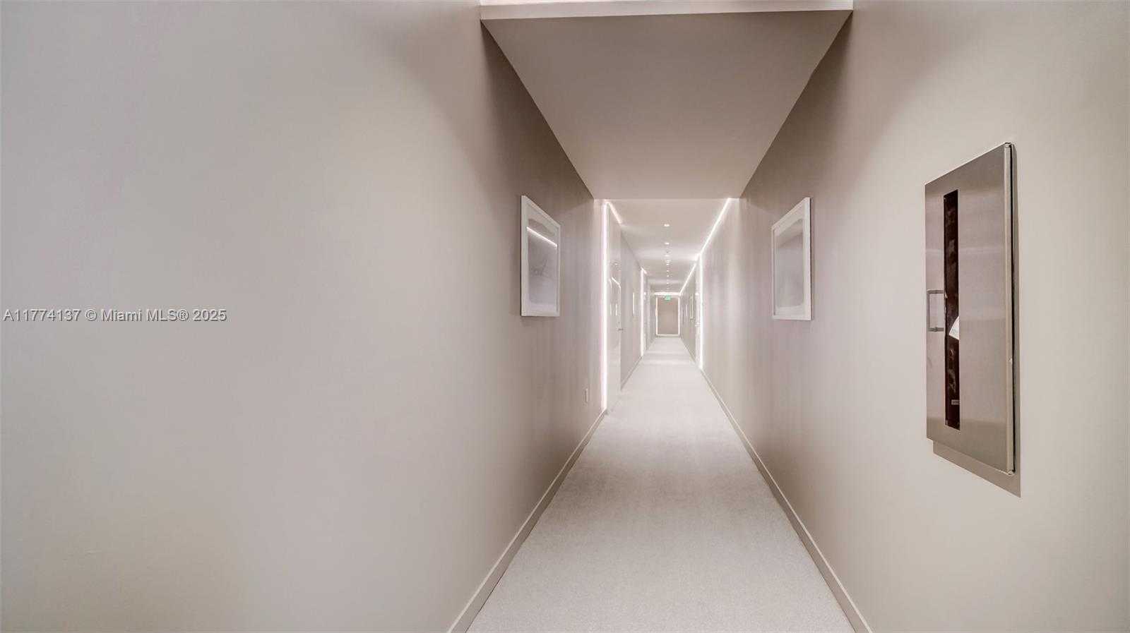 Small Image of 1000 BRICKELL PLZ #2812, Miami Number 59