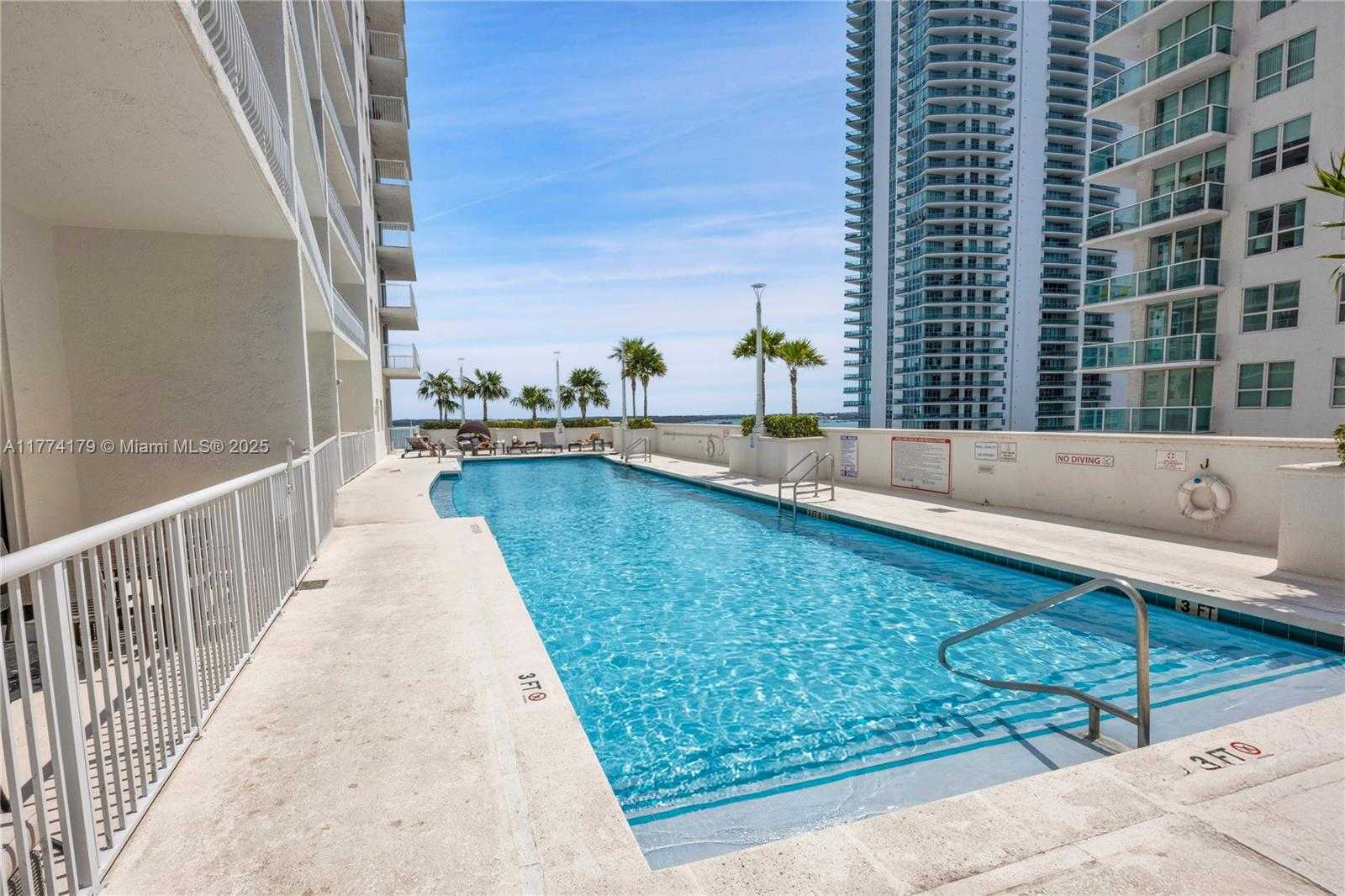 Small Image of 1200 BRICKELL BAY DR #1406, Miami Number 17