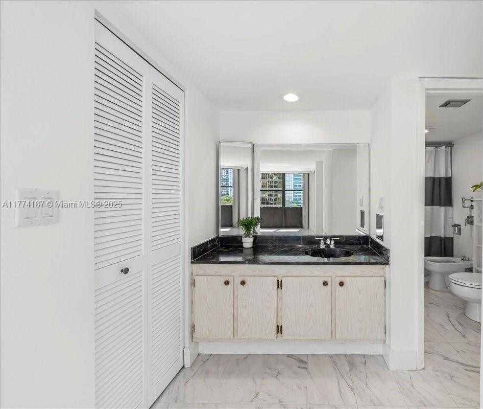 Small Image of 1925 BRICKELL AVE #D610, Miami Number 26