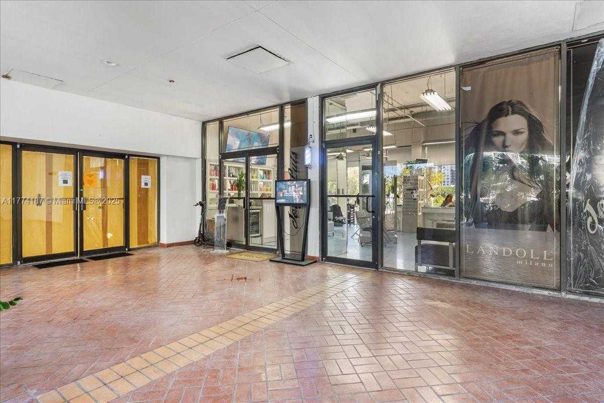 Small Image of 1925 BRICKELL AVE #D610, Miami Number 37