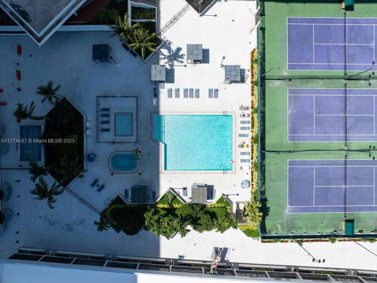 Small Image of 1925 BRICKELL AVE #D610, Miami Number 54