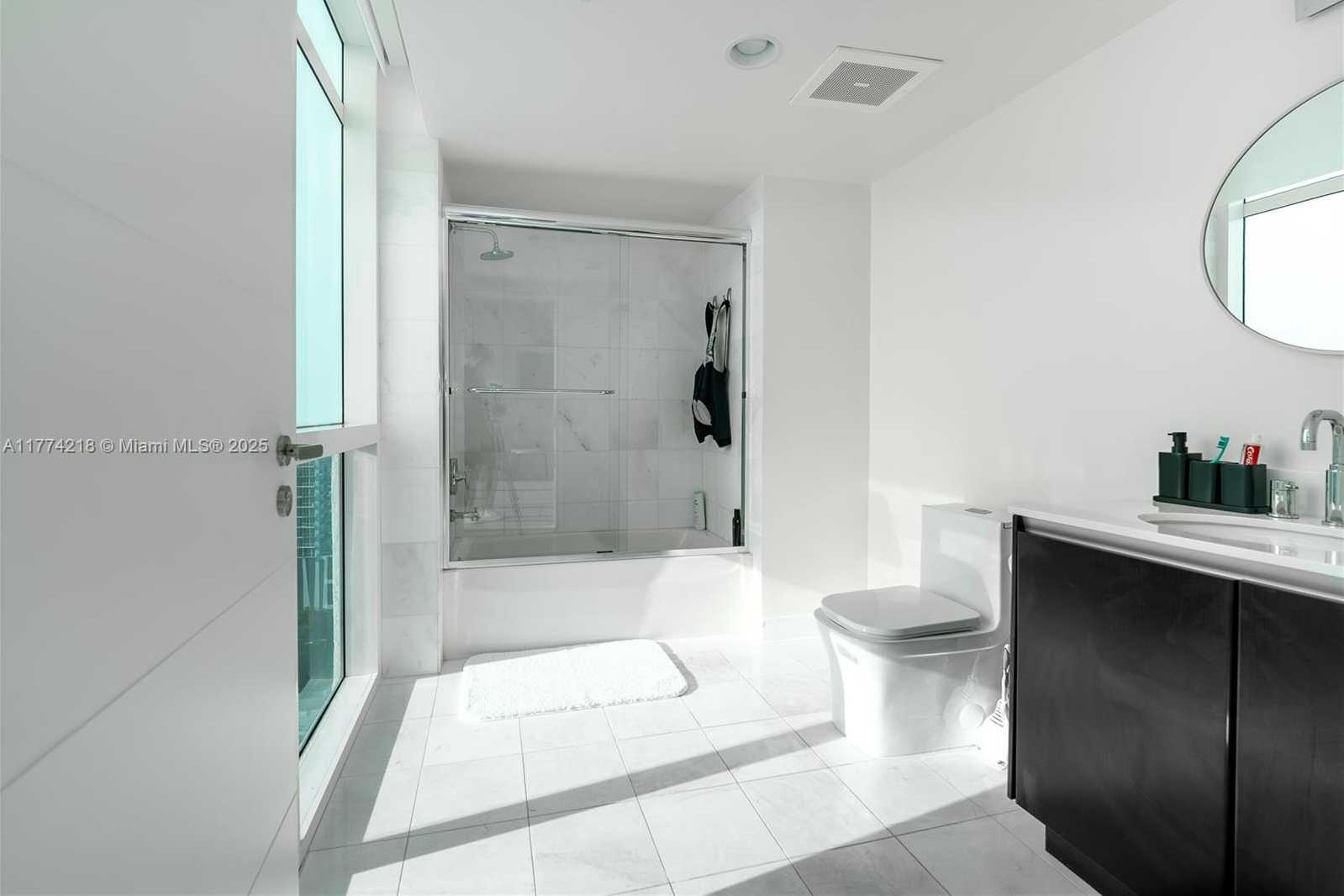 Small Image of 665 NORTH EAST 25TH ST #2301, Miami Number 11