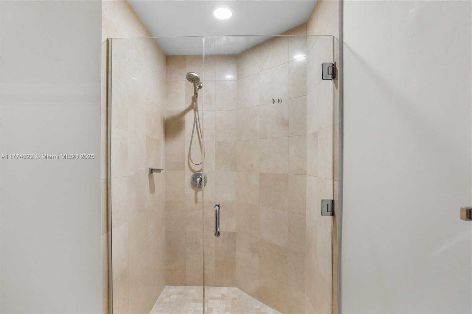 Small Image of 1060 BRICKELL AVE #4001, Miami Number 25