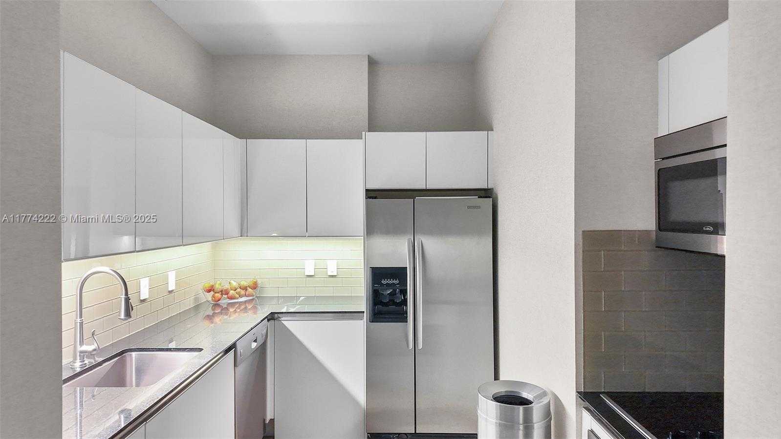 Small Image of 1060 BRICKELL AVE #4001, Miami Number 28