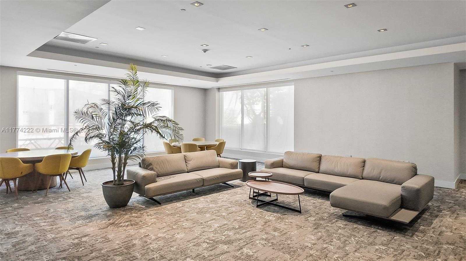 Small Image of 1060 BRICKELL AVE #4001, Miami Number 29