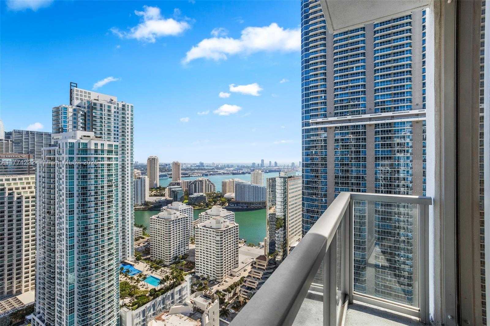 Small Image of 1060 BRICKELL AVE #4001, Miami Number 33