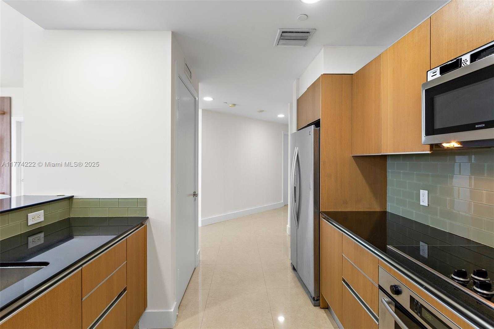 Small Image of 1060 BRICKELL AVE #4001, Miami Number 7