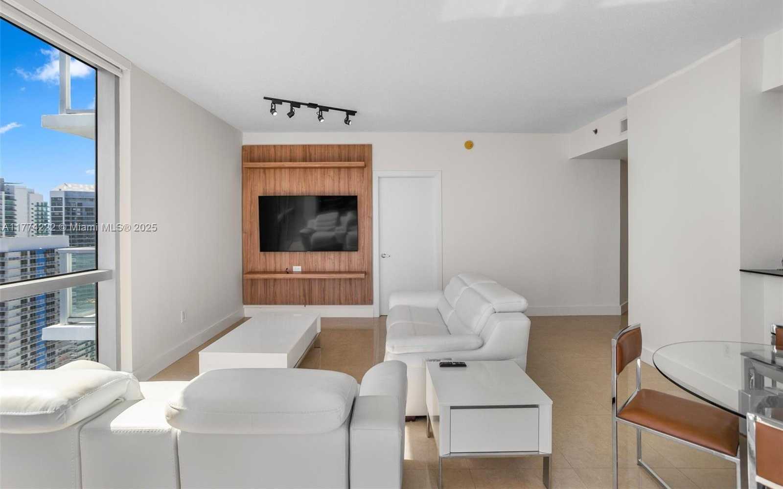 Small Image of 1060 BRICKELL AVE #4001, Miami Number 8