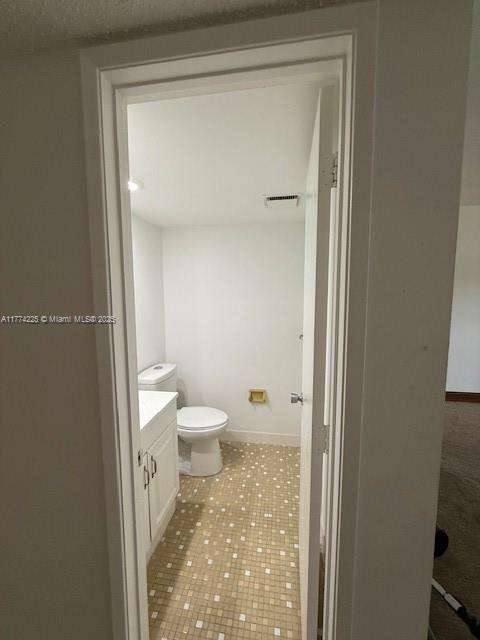 Small Image of 3520 OAKS WAY #107, Pompano Beach Number 18