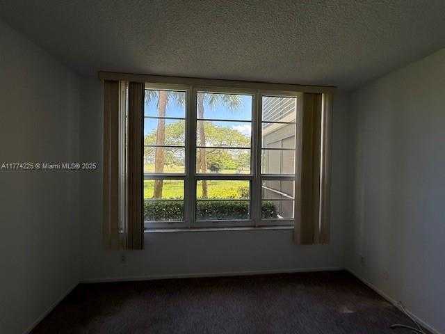 Small Image of 3520 OAKS WAY #107, Pompano Beach Number 21