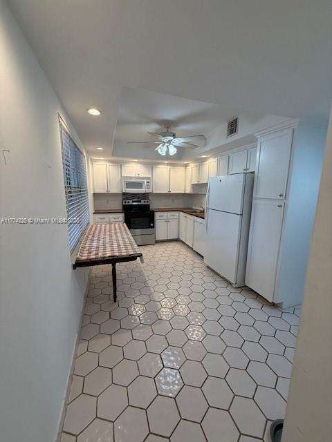 Small Image of 3520 OAKS WAY #107, Pompano Beach Number 8