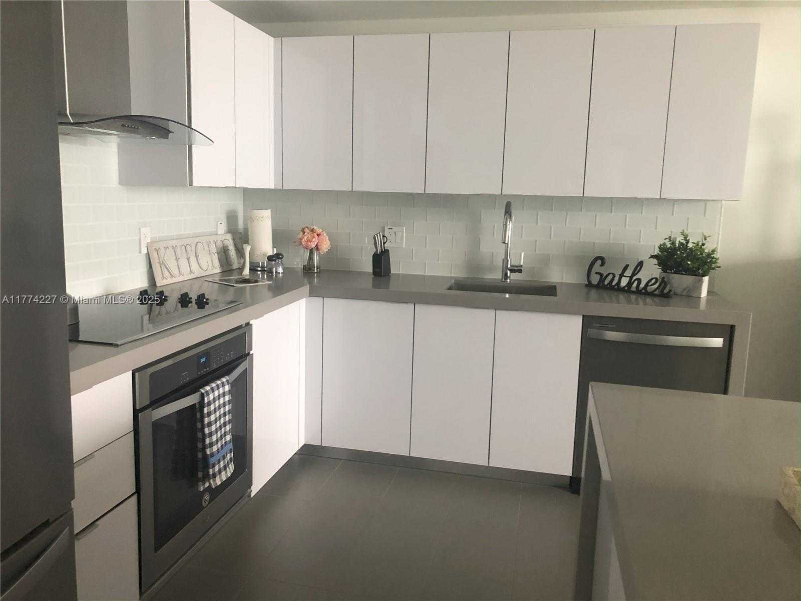 Small Image of 1600 NORTH EAST 1ST AVE #1808, Miami Number 11