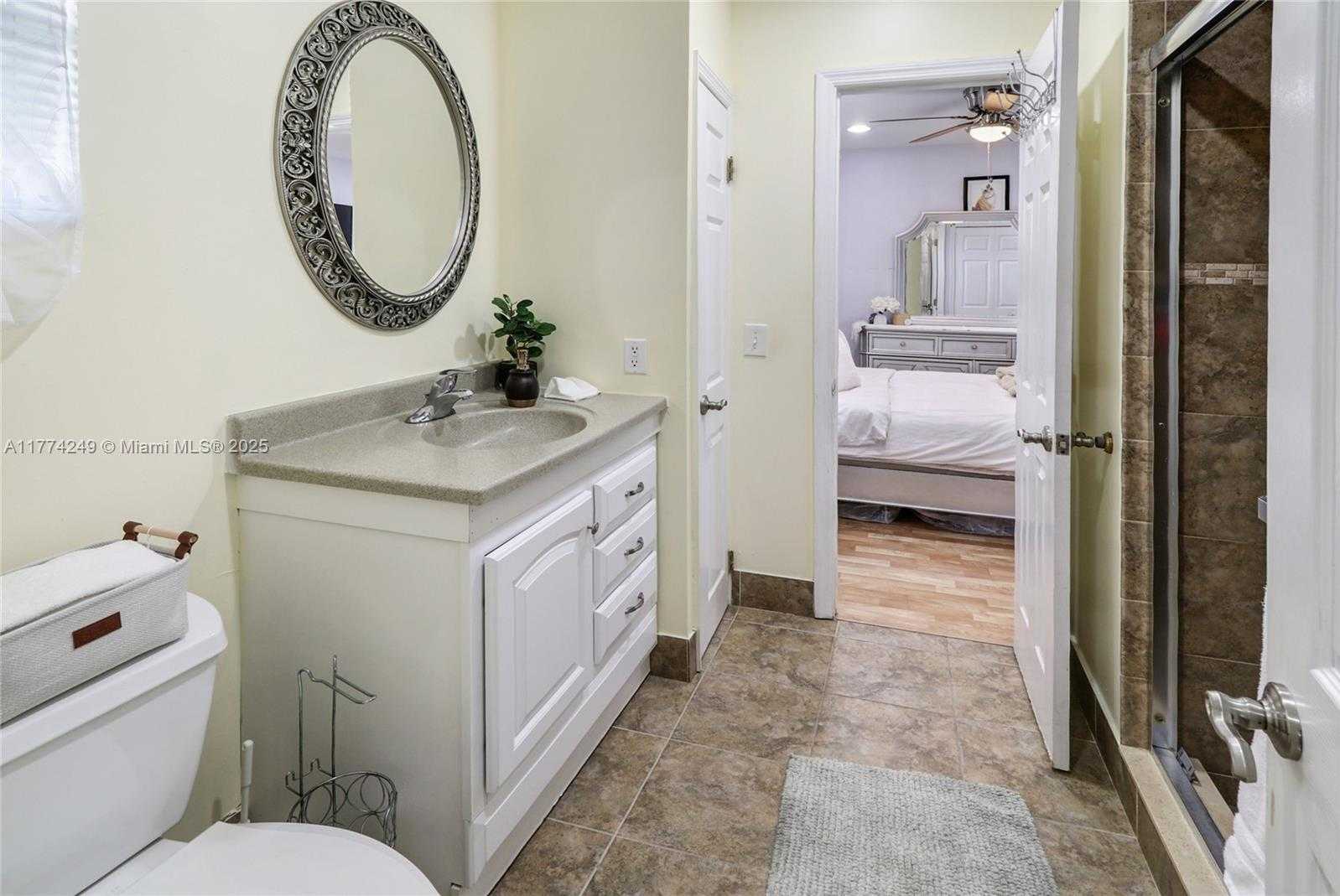 Small Image of 8004 LAGOS DE CAMPO BLVD #C-305, Tamarac Number 21