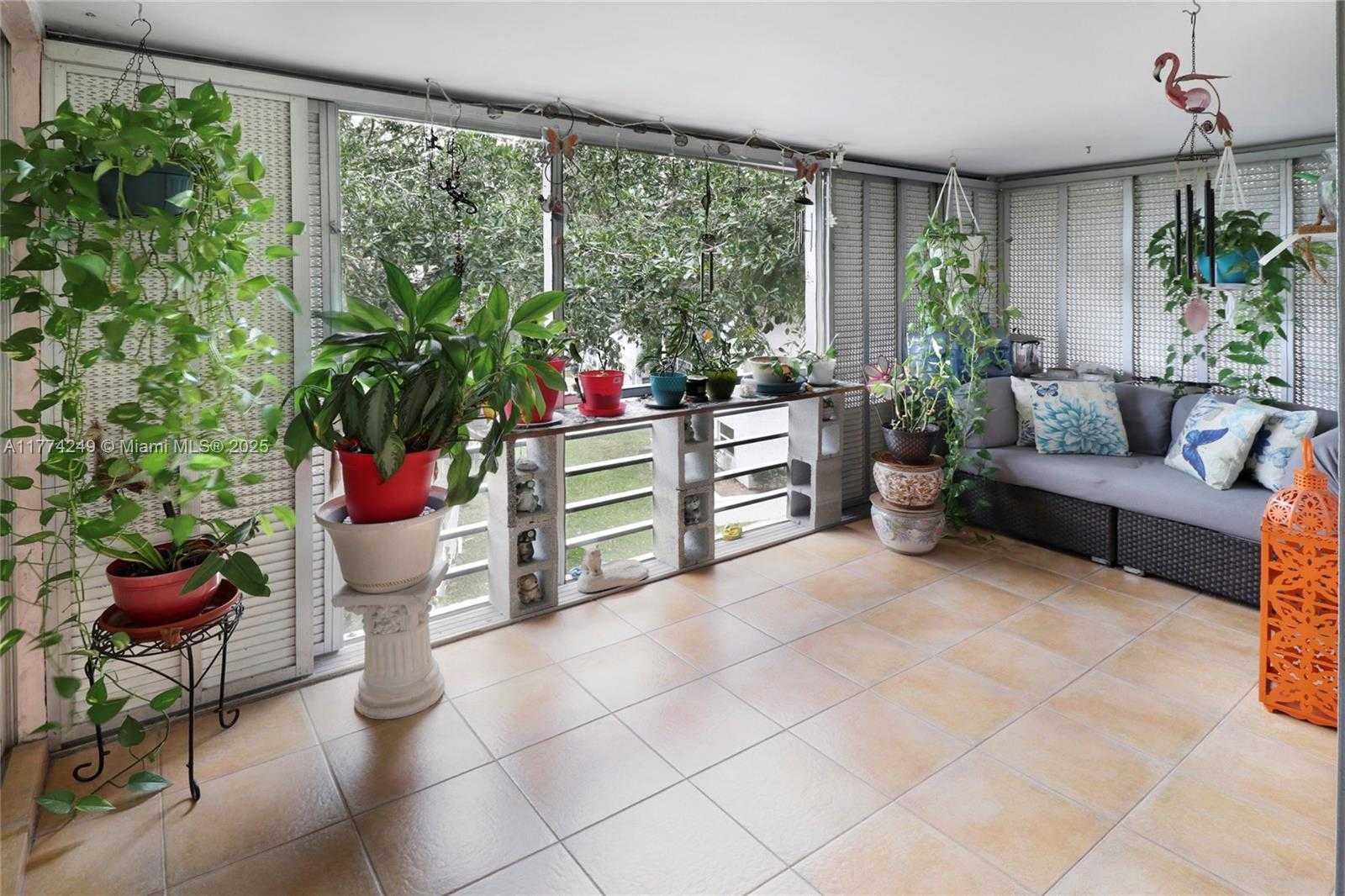 Small Image of 8004 LAGOS DE CAMPO BLVD #C-305, Tamarac Number 23