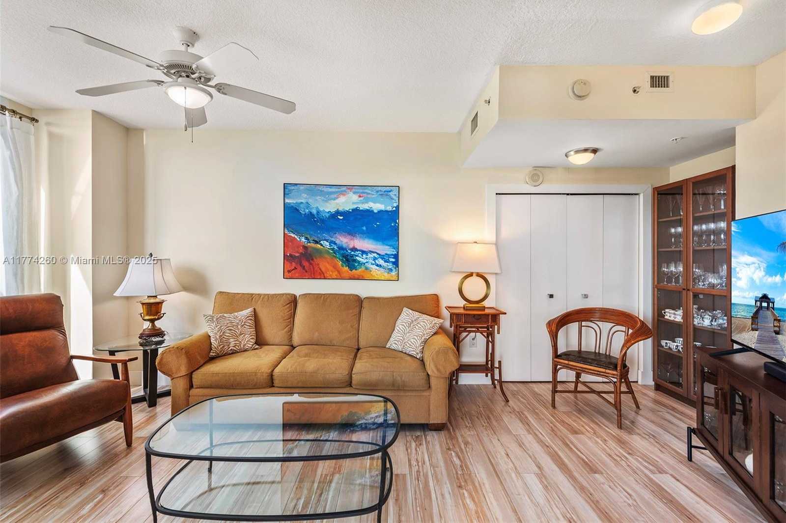 Small Image of 2000 NORTH BAYSHORE DR #910, Miami Number 10
