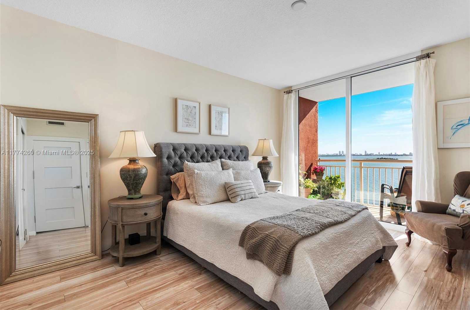 Small Image of 2000 NORTH BAYSHORE DR #910, Miami Number 11