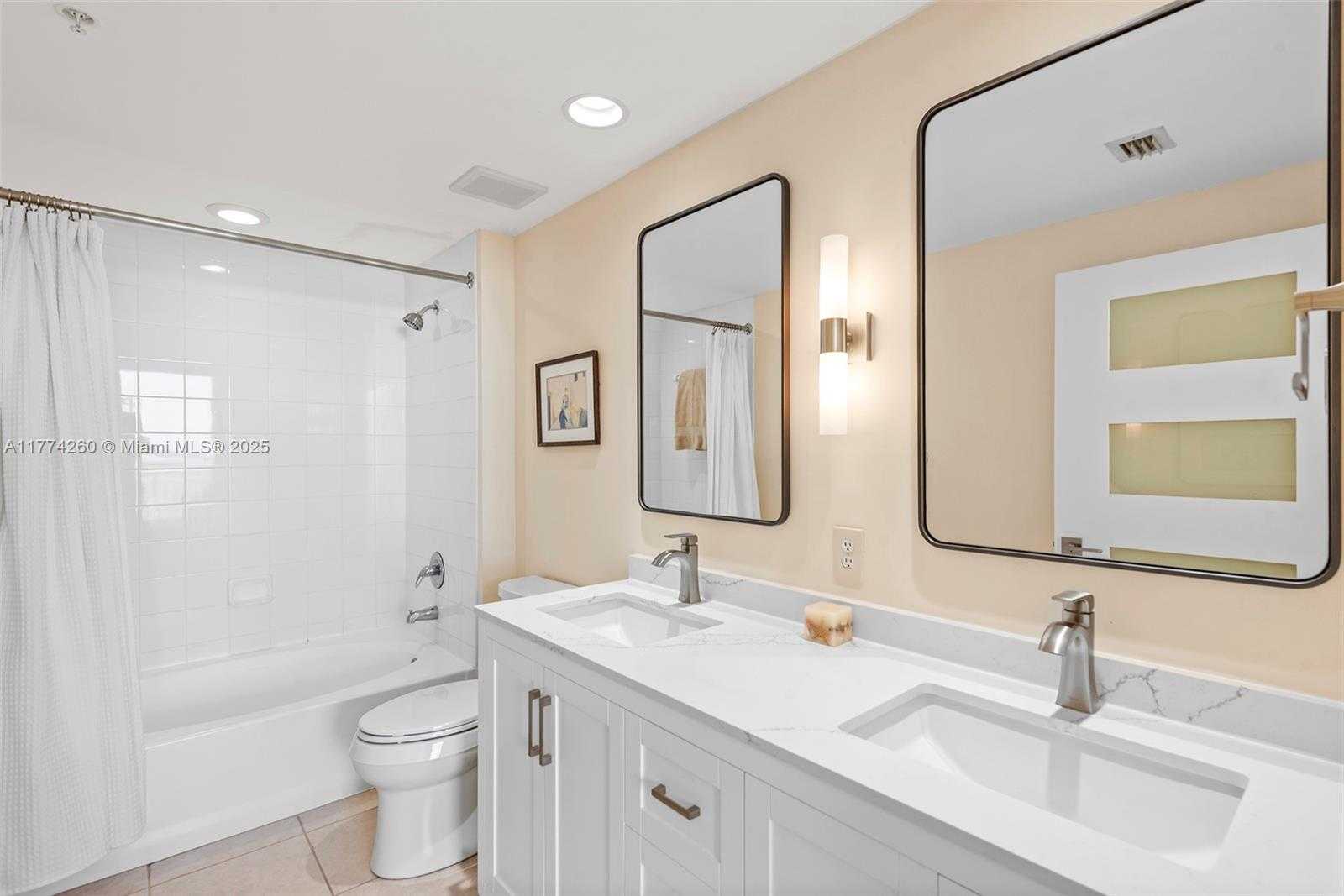 Small Image of 2000 NORTH BAYSHORE DR #910, Miami Number 16