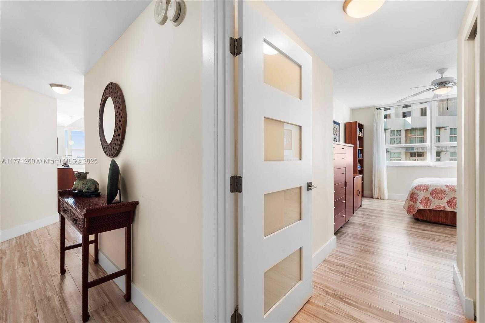 Small Image of 2000 NORTH BAYSHORE DR #910, Miami Number 19