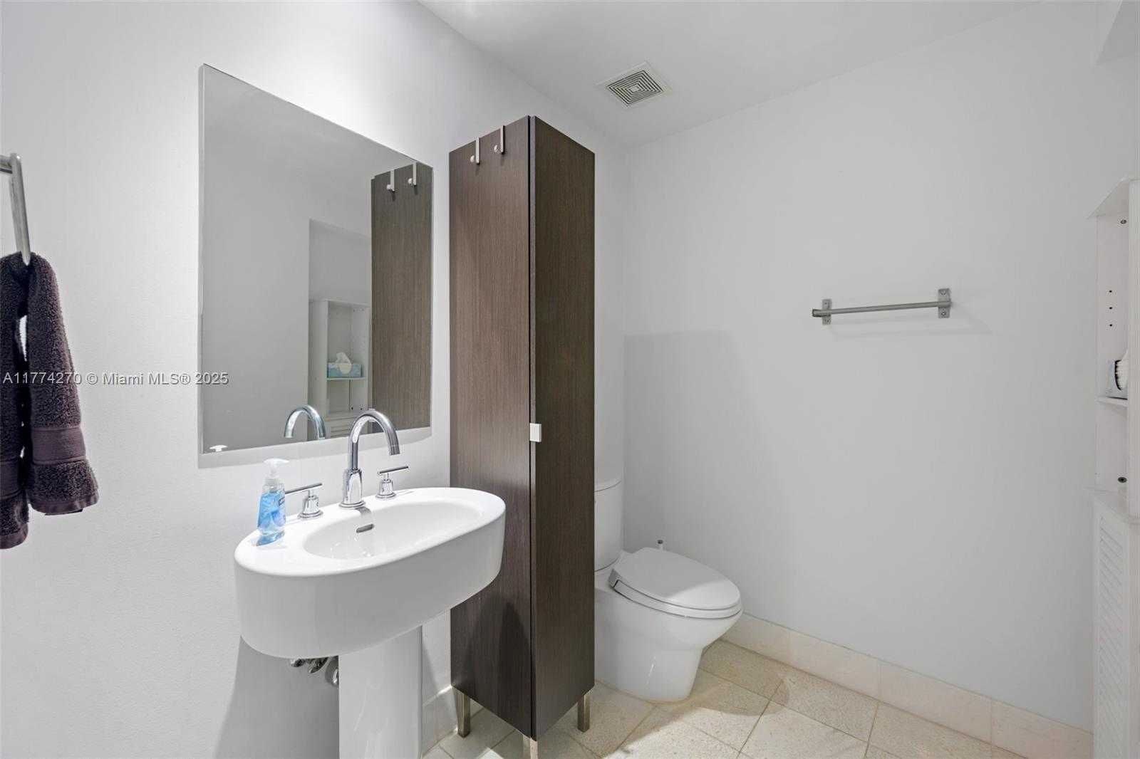 Small Image of 2950 NORTH EAST 188TH ST #525, Aventura Number 25