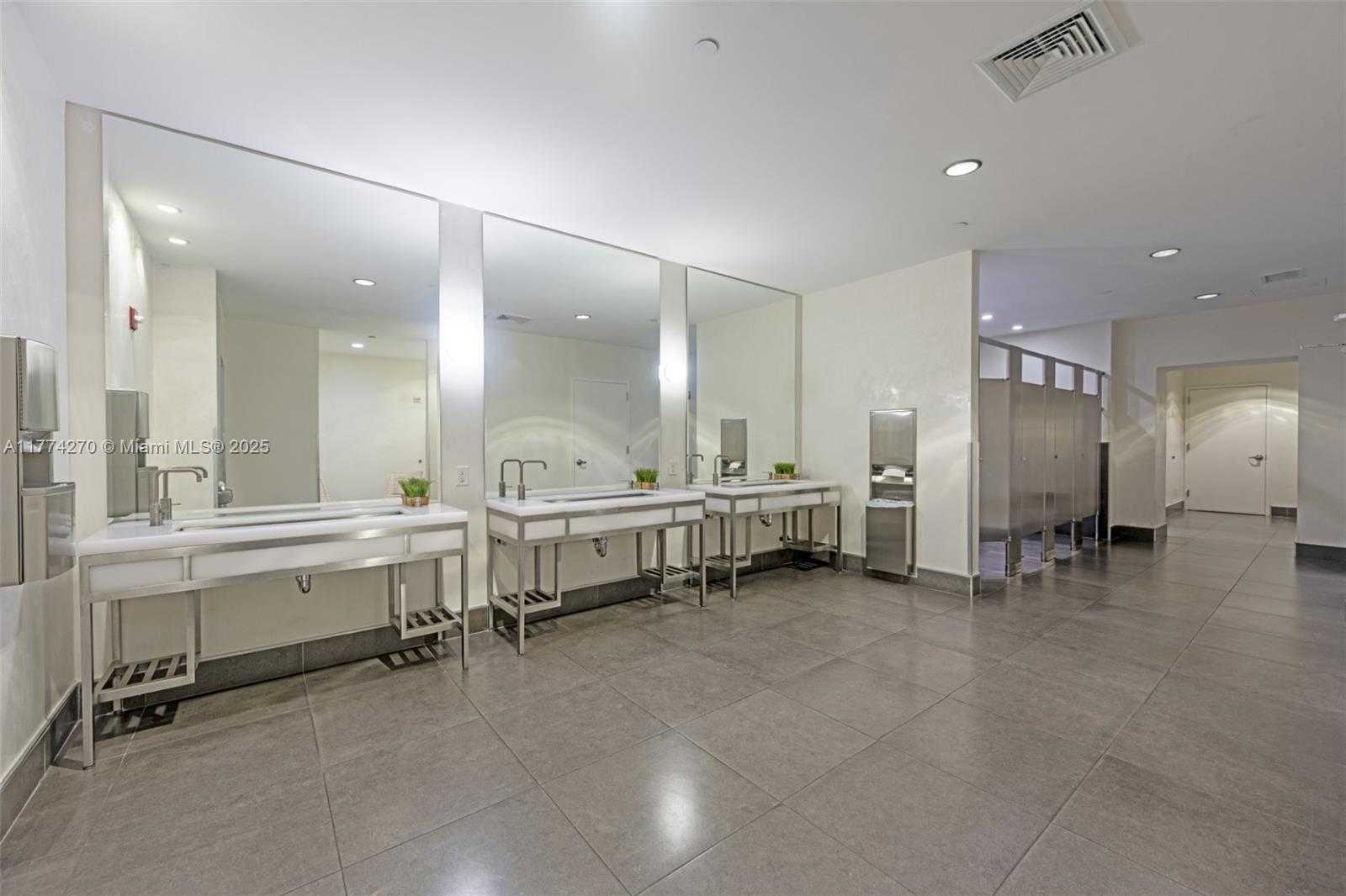 Small Image of 2950 NORTH EAST 188TH ST #525, Aventura Number 36