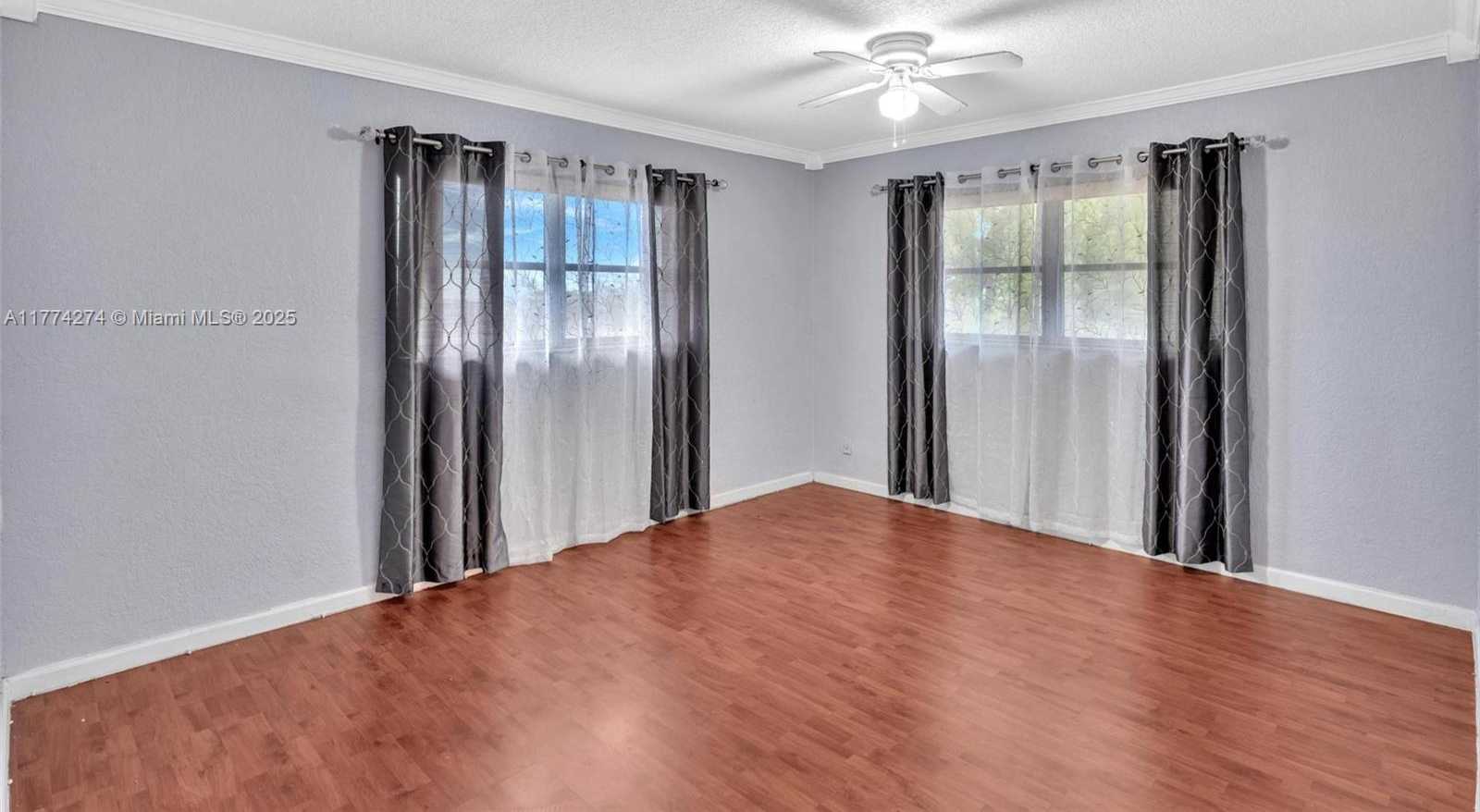 Small Image of 4731 NORTH WEST 10TH CT #316, Plantation Number 10