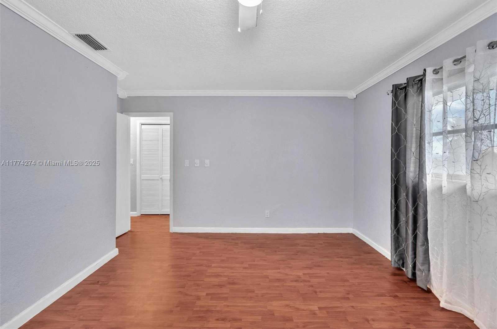 Small Image of 4731 NORTH WEST 10TH CT #316, Plantation Number 12
