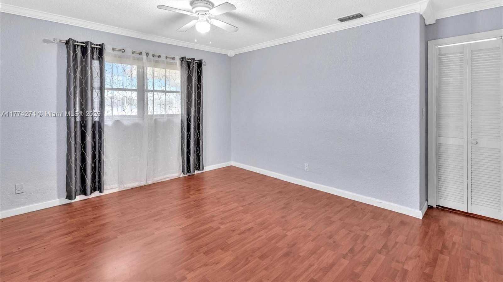 Small Image of 4731 NORTH WEST 10TH CT #316, Plantation Number 14