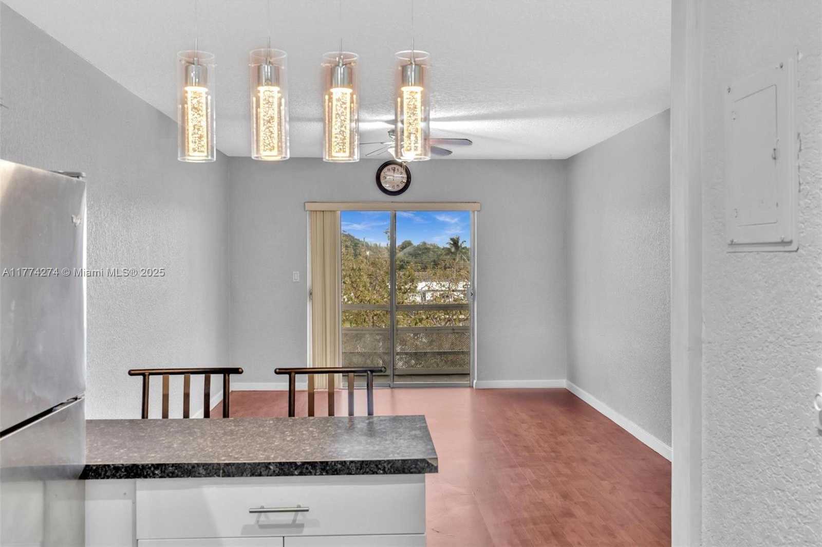 Small Image of 4731 NORTH WEST 10TH CT #316, Plantation Number 28