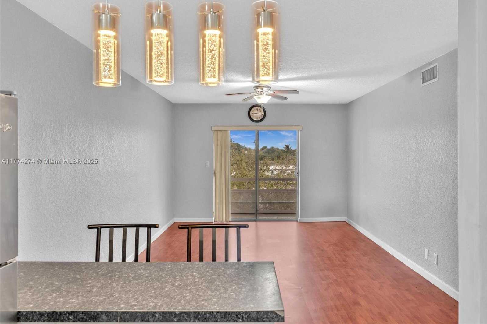 Small Image of 4731 NORTH WEST 10TH CT #316, Plantation Number 29