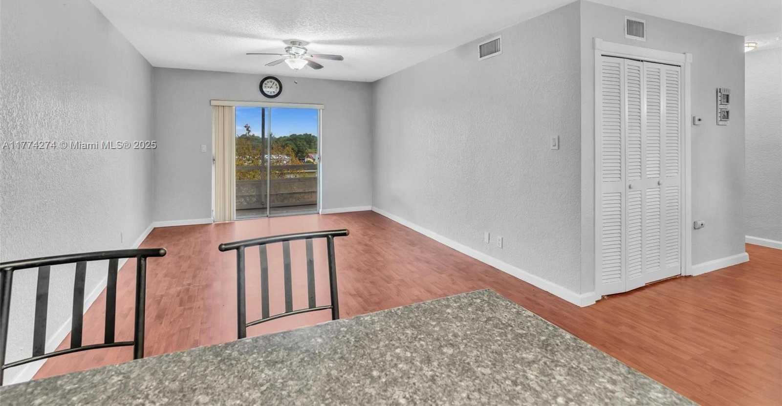 Small Image of 4731 NORTH WEST 10TH CT #316, Plantation Number 33