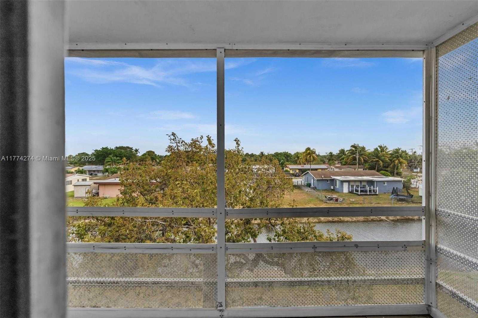 Small Image of 4731 NORTH WEST 10TH CT #316, Plantation Number 35