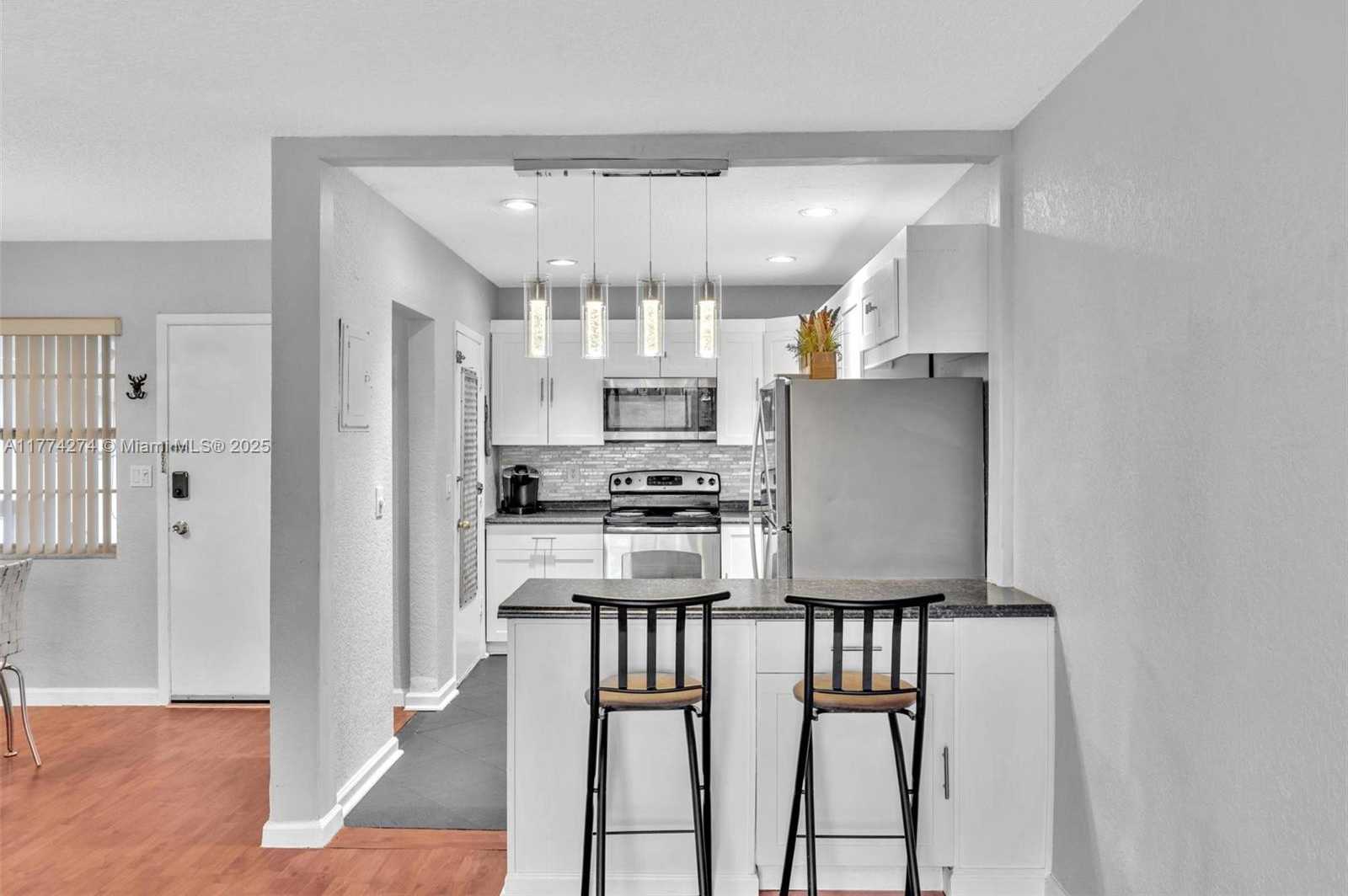 Small Image of 4731 NORTH WEST 10TH CT #316, Plantation Number 40
