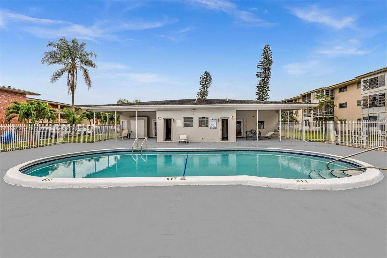 Small Image of 4731 NORTH WEST 10TH CT #316, Plantation Number 48
