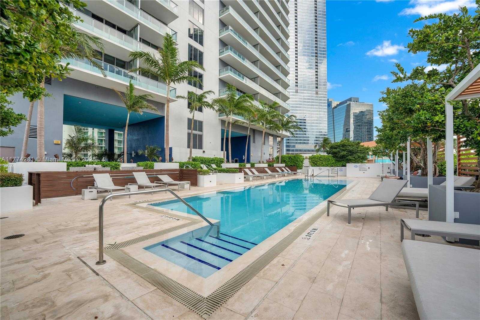 Small Image of 1300 BRICKELL BAY DR #601, Miami Number 13